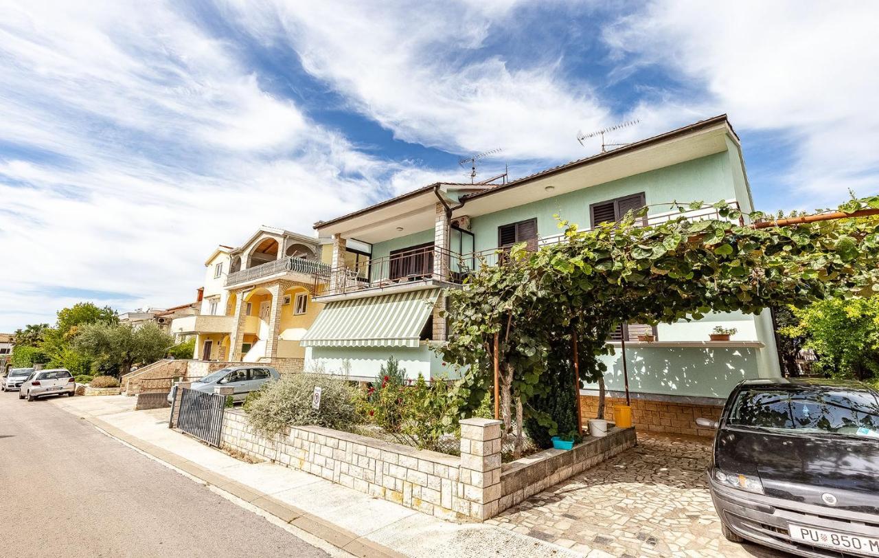 Milo Apartment Porec Exterior photo